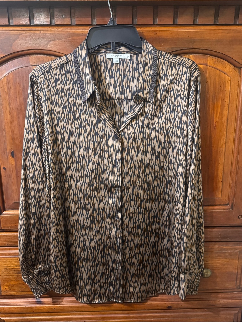Chico's Brown and Black Patterned Men's Button-Up Shirt